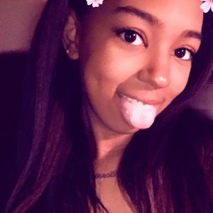 Meet your Posher, Jada